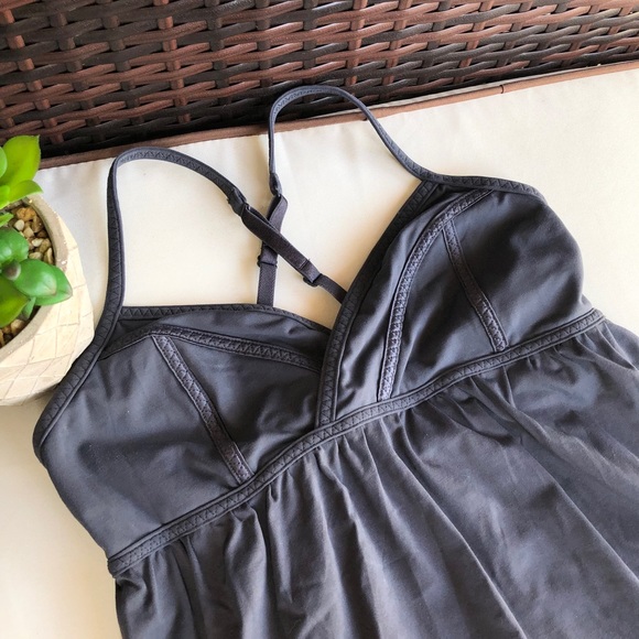 Lululemon Cross-back V-neck Workout Top - Picture 5 of 8